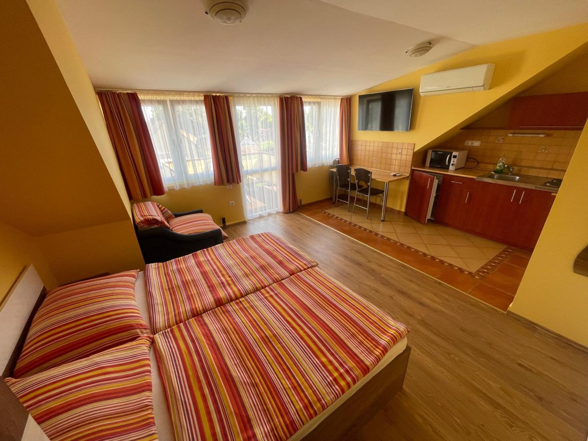 Vanessza Apartman Siofok Dış mekan fotoğraf